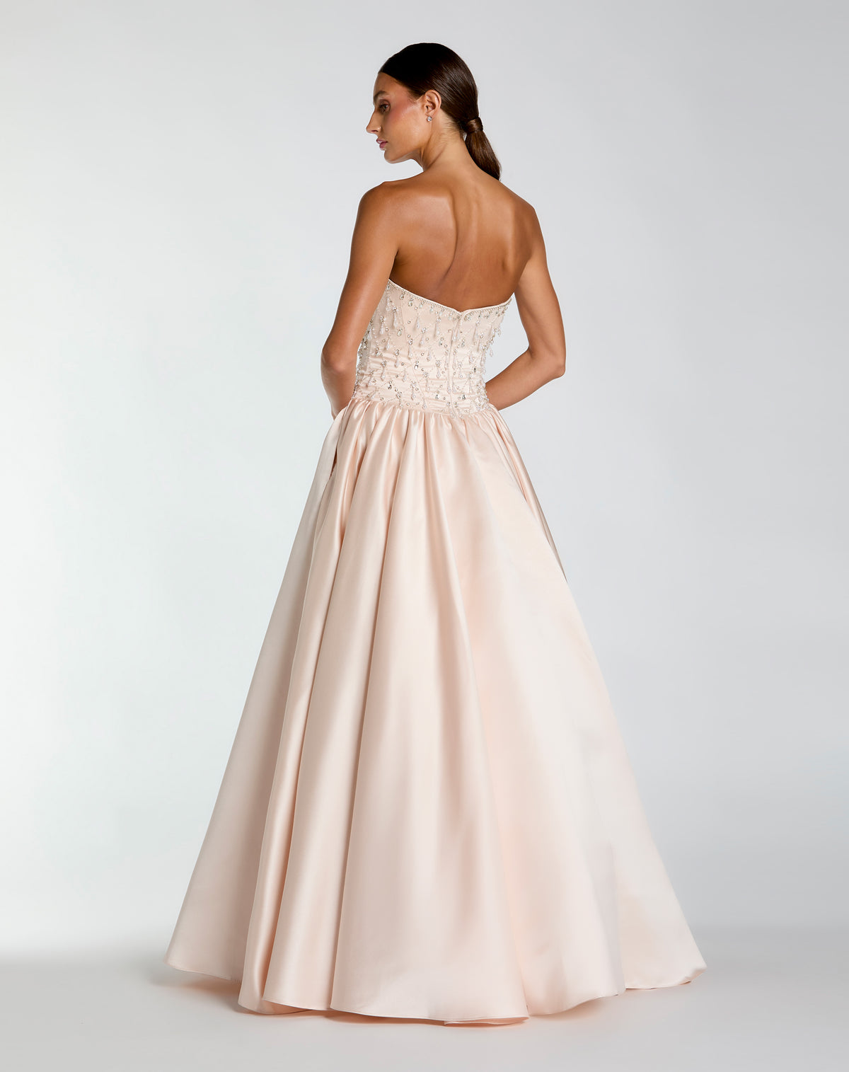 Mac Duggal 2354