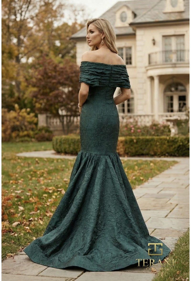 Terani Couture 262E7069 — official designer image