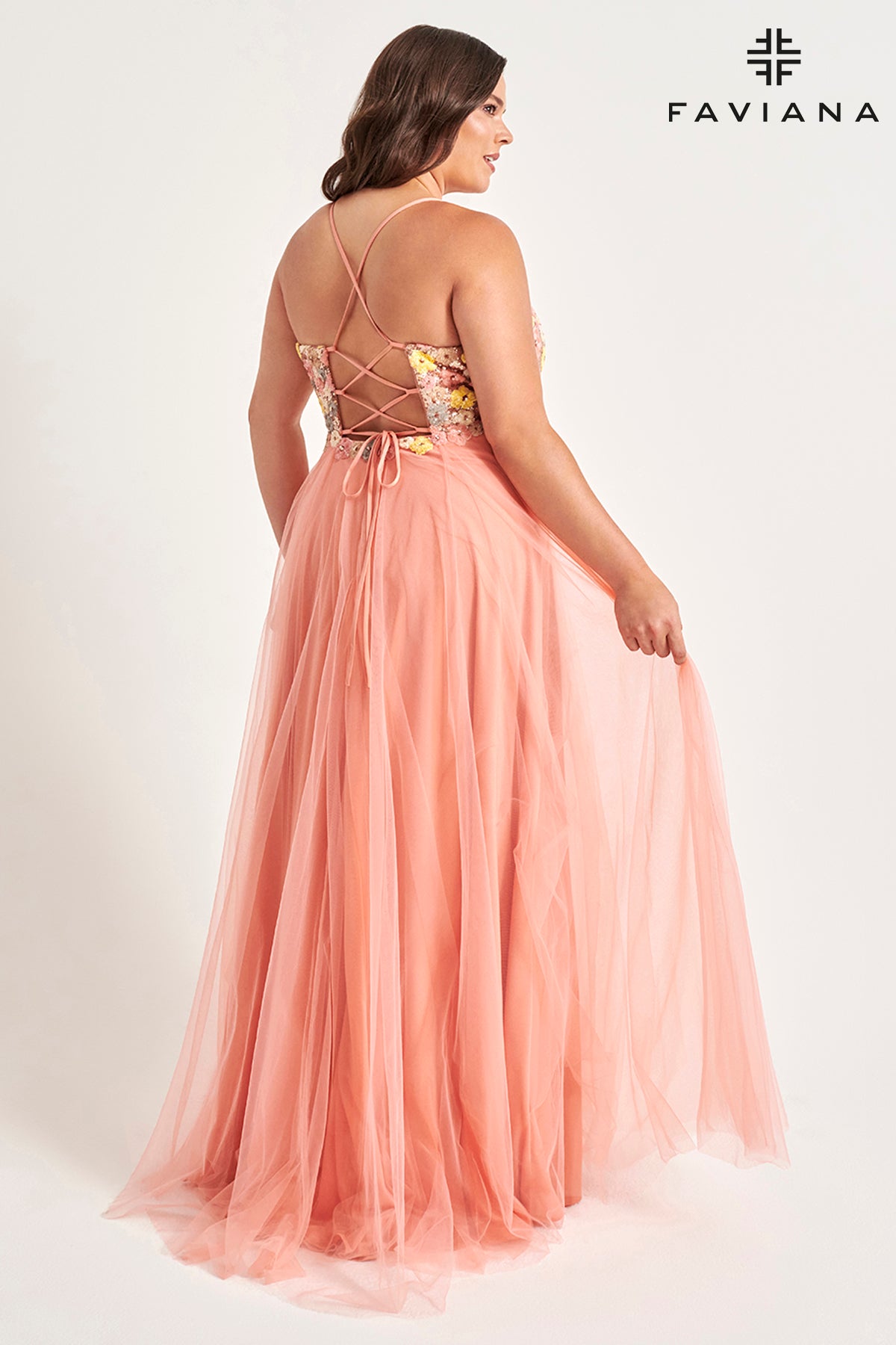 Faviana  9557