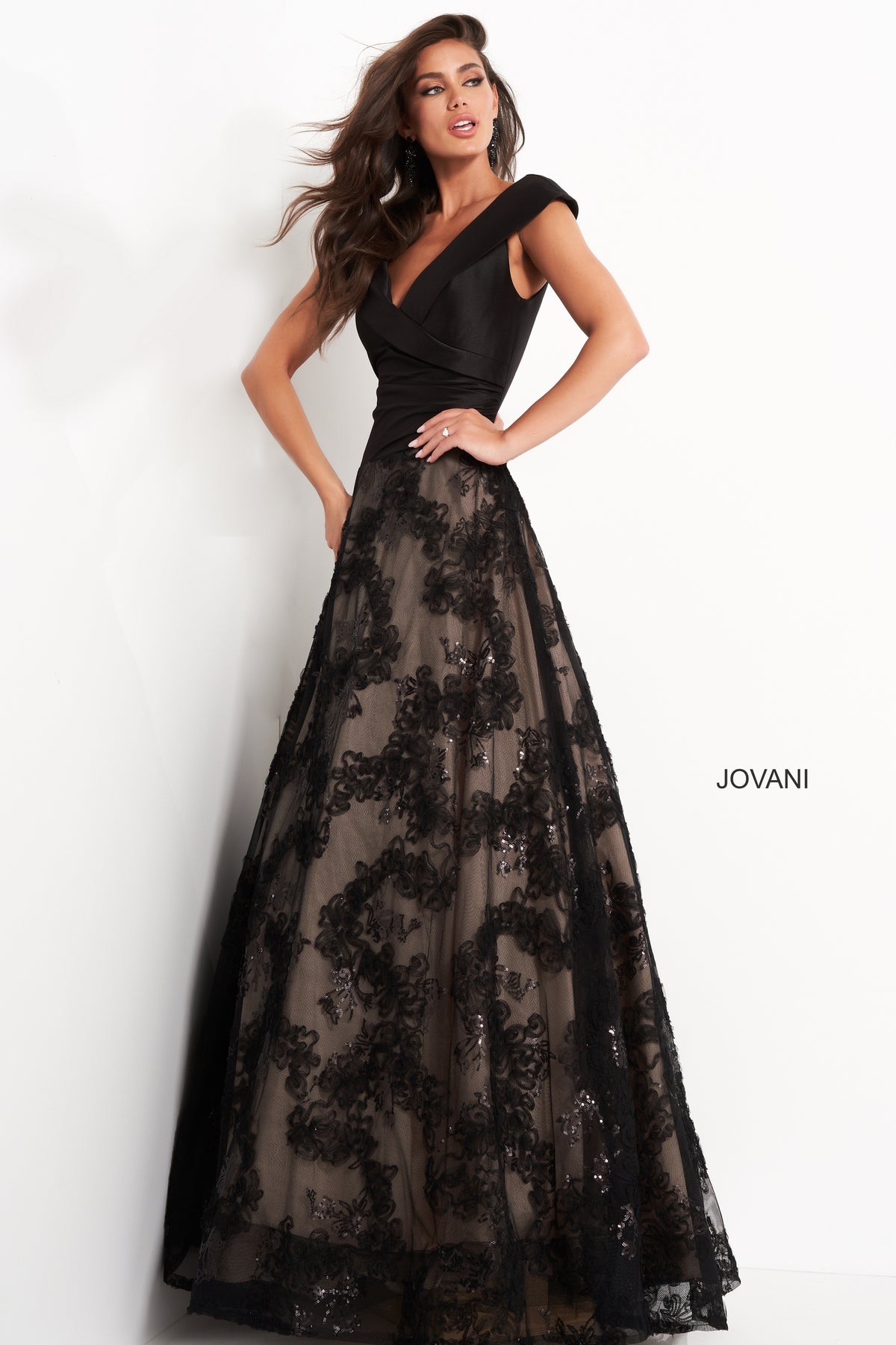 Jovani 03330