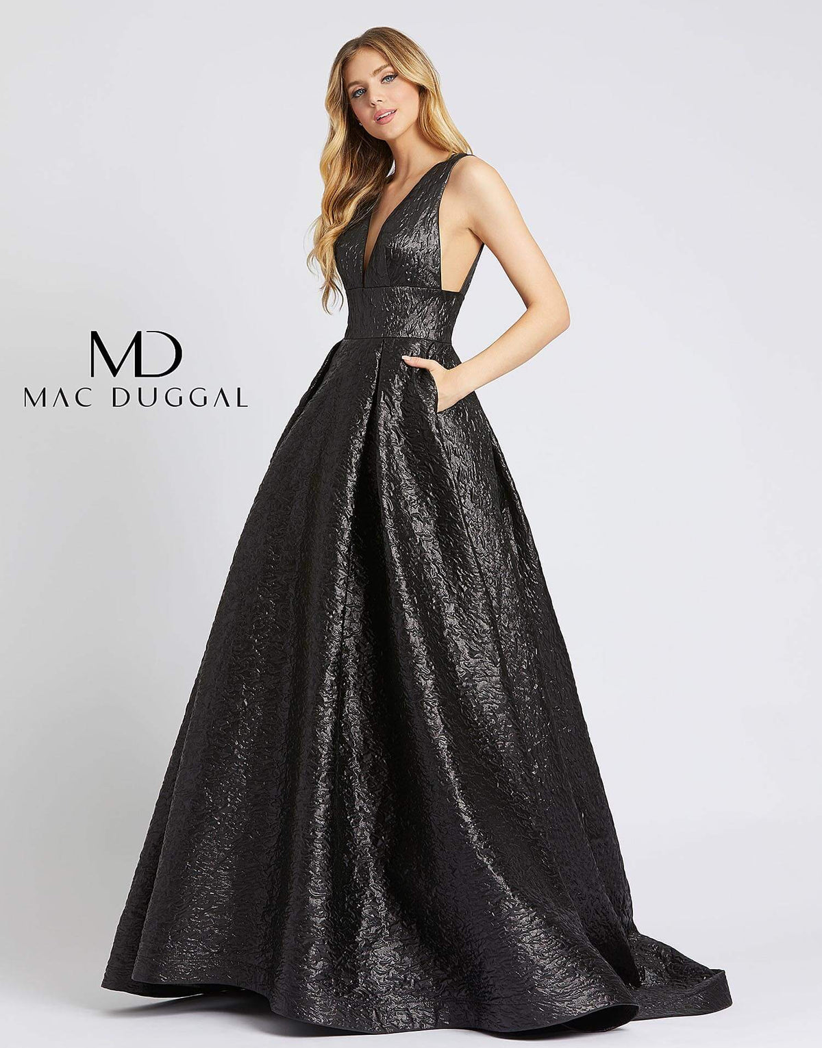 Mac Duggal 66217D